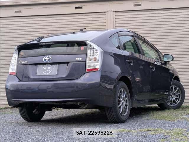 Toyota PRIUS 2011-09 8647488-1