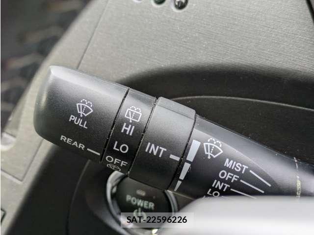 Toyota PRIUS 2011-09 8647488-17