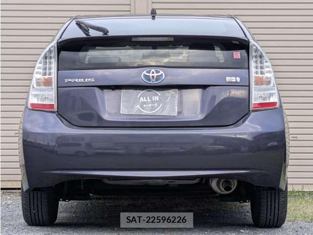 Toyota PRIUS 2011-09 8647488-6