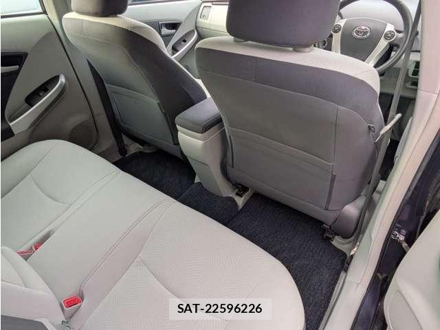 Toyota PRIUS 2011-09 8647488-9