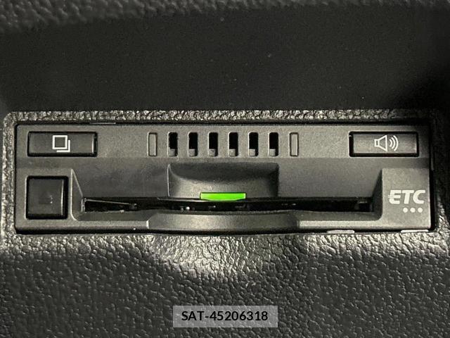 Toyota PRIUS 2017-06 8647513-5
