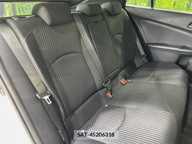Toyota PRIUS 2017-06 8647513-8