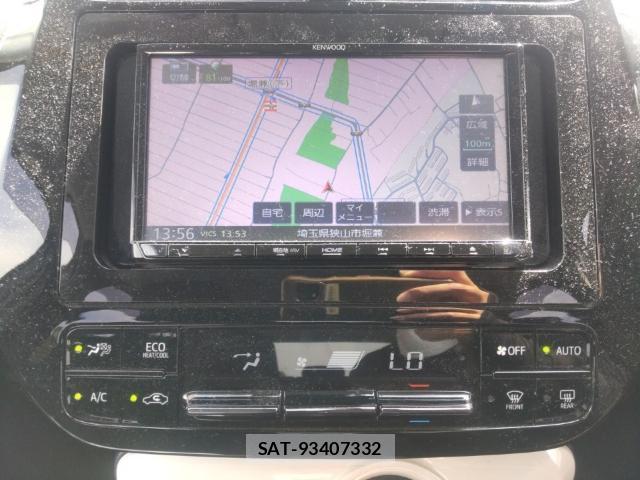 Toyota PRIUS 2018-09 8647533-10