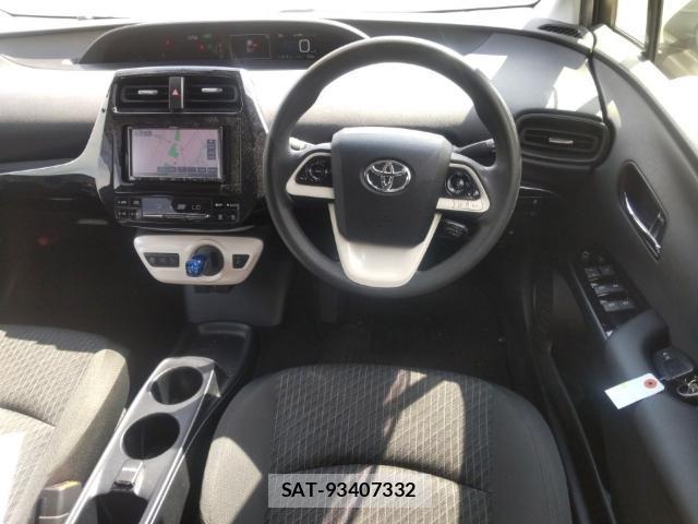 Toyota PRIUS 2018-09 8647533-2
