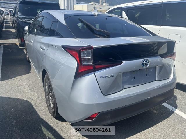 Toyota PRIUS 2020-08 8647586-3