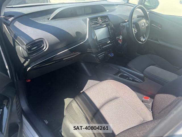 Toyota PRIUS 2020-08 8647586-5