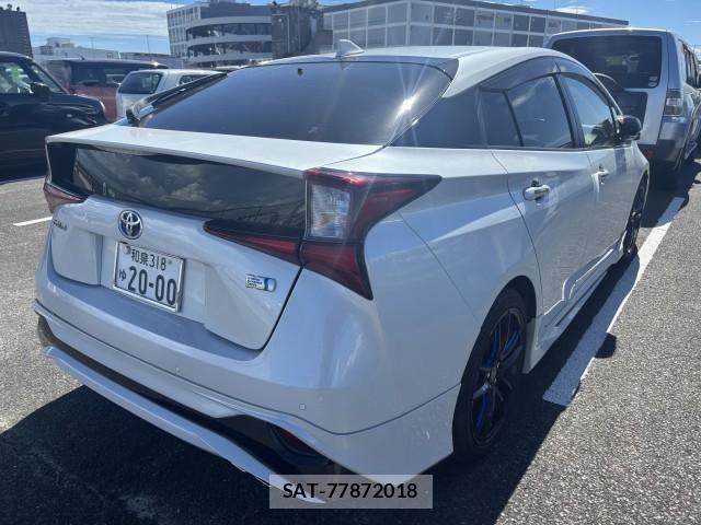 Toyota PRIUS 2021-03 8647597-3