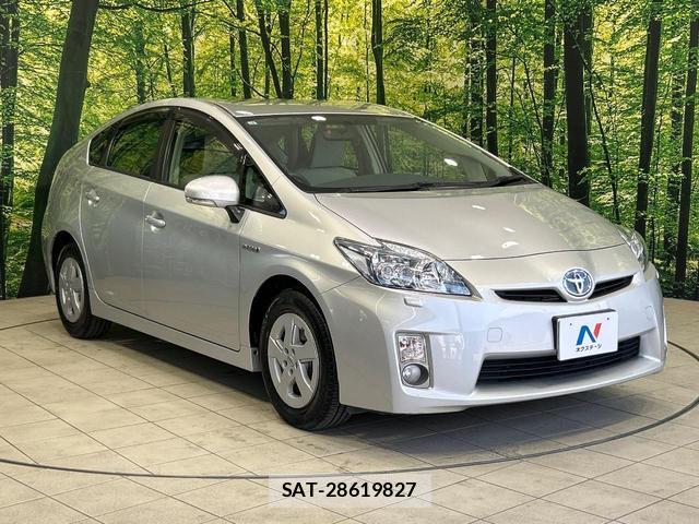 Toyota PRIUS 2011-10 8647764-15