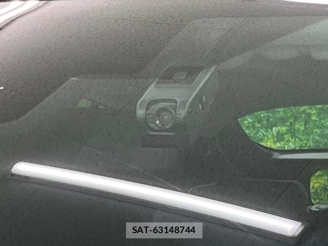 Toyota PRIUS 2019-07 8647852-4