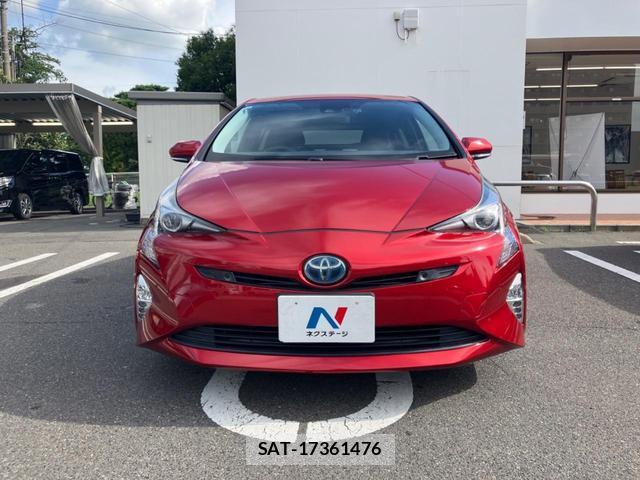 Toyota PRIUS 2016-06 8647908-14