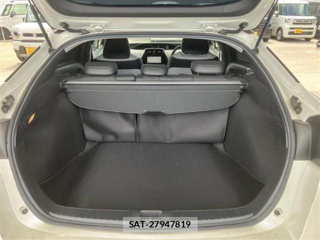 Toyota PRIUS 2016-06 8647954-6