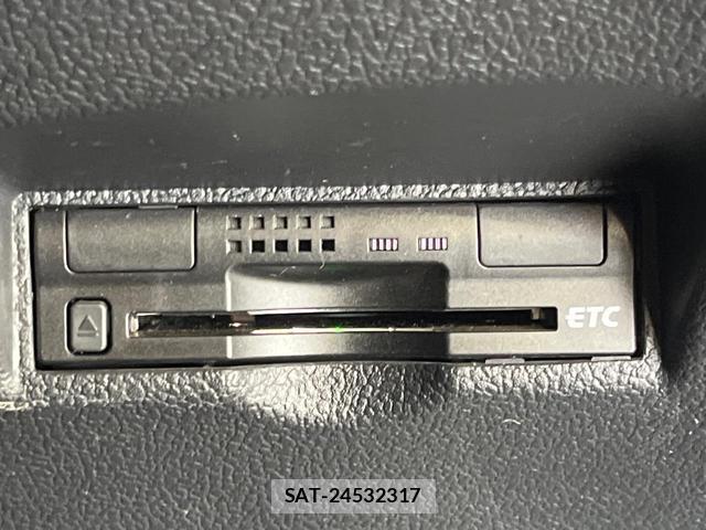 Toyota PRIUS 2016-06 8648159-6