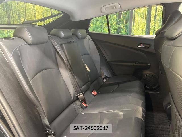 Toyota PRIUS 2016-06 8648159-8