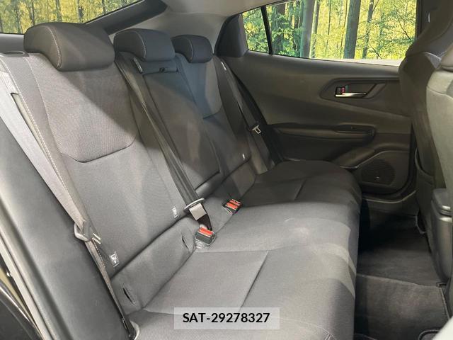 Toyota PRIUS 2024-02 8648162-8