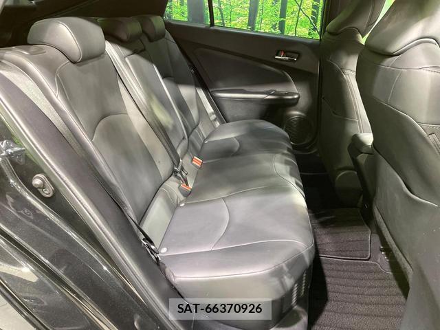 Toyota PRIUS 2021-11 8648278-10