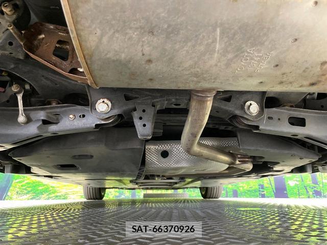 Toyota PRIUS 2021-11 8648278-19