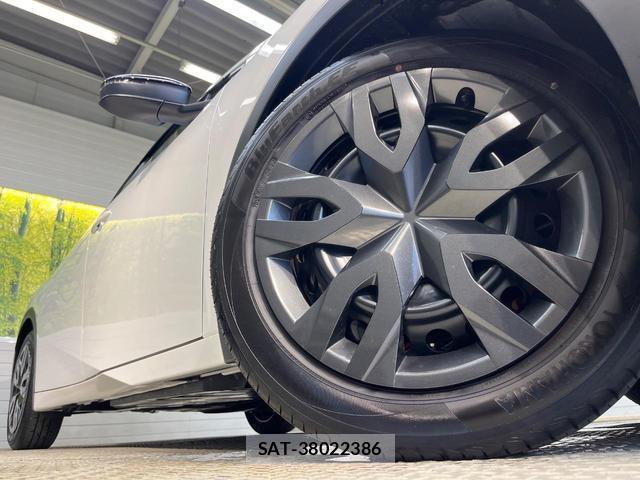 Toyota PRIUS 2026-03 8648429-12