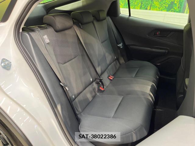 Toyota PRIUS 2026-03 8648429-8