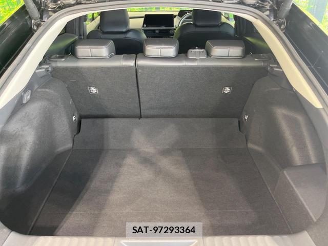 Toyota PRIUS 2024-02 8648452-9