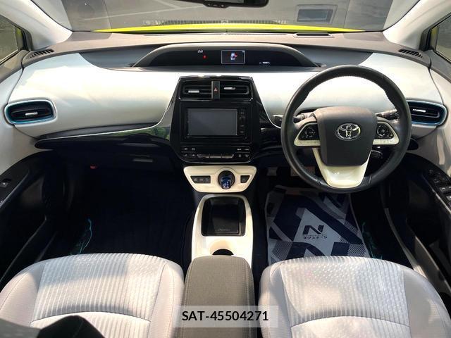 Toyota PRIUS 2016-02 8648564-1