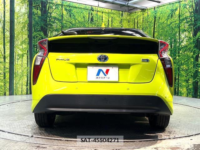 Toyota PRIUS 2016-02 8648564-14