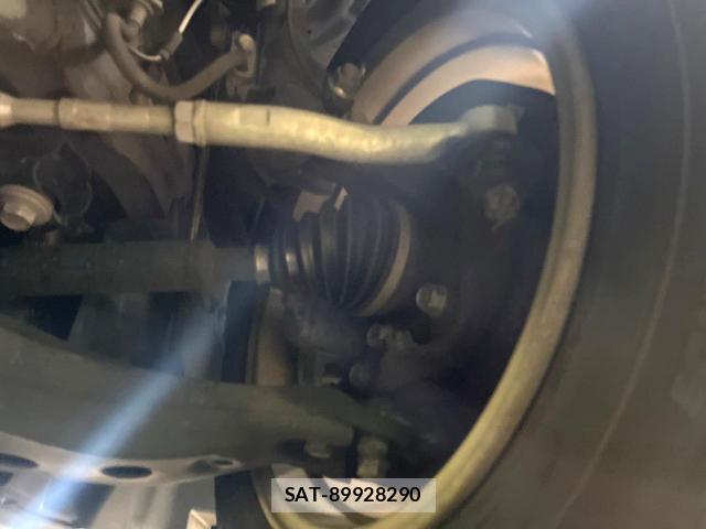 Toyota PRIUS 2016-01 8648578-19