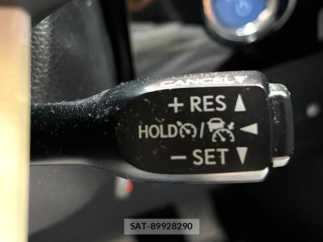 Toyota PRIUS 2016-01 8648578-5