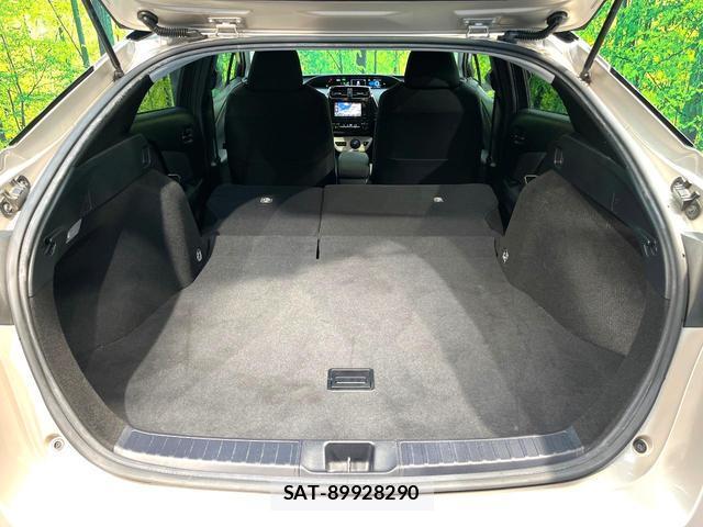 Toyota PRIUS 2016-01 8648578-9