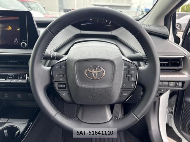 Toyota PRIUS 2025-05 8648602-13