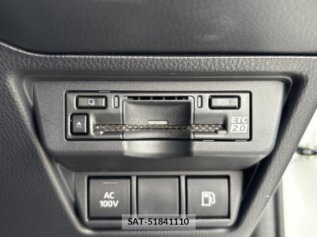 Toyota PRIUS 2025-05 8648602-17