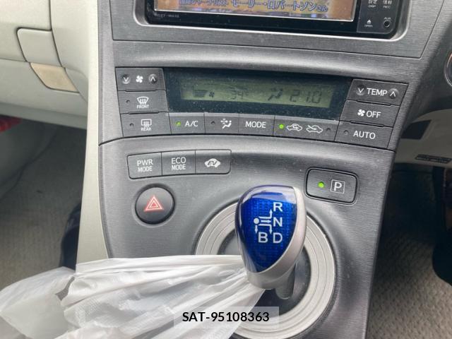 Toyota PRIUS 2009-09 8648616-16