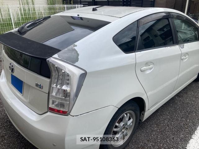 Toyota PRIUS 2009-09 8648616-2