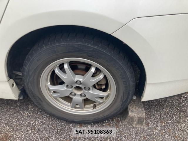 Toyota PRIUS 2009-09 8648616-4