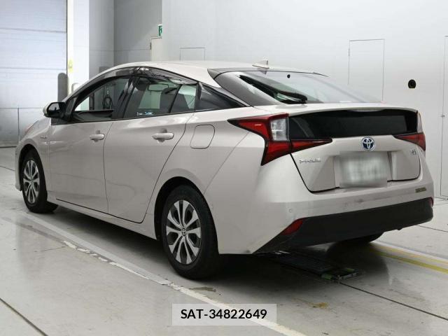 Toyota PRIUS 2019-03 8649281-1