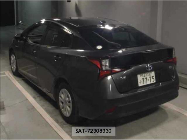Toyota PRIUS 2019-06 8649288-1