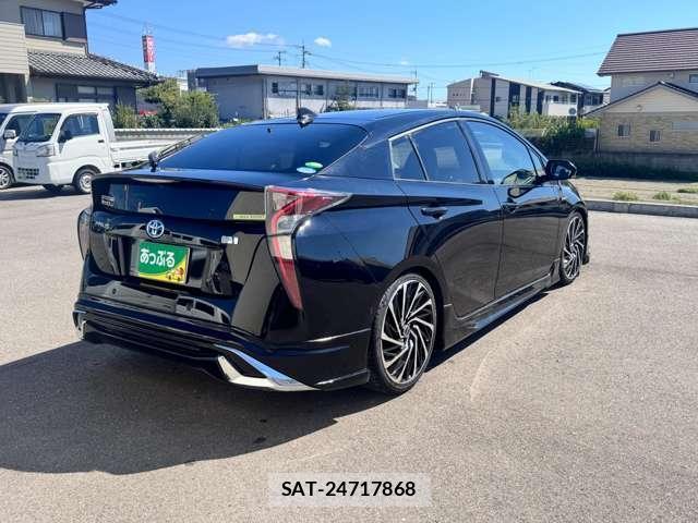 Toyota PRIUS 2016-06 8649299-5