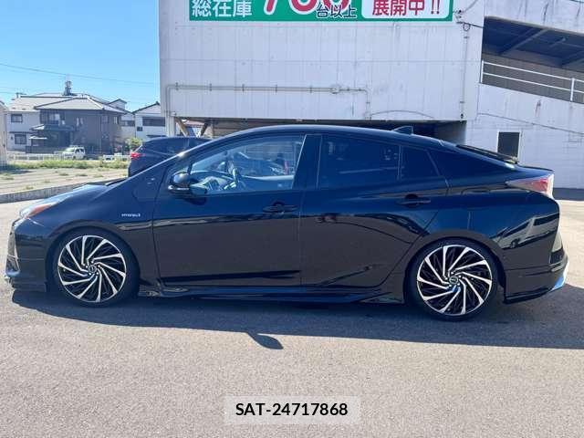 Toyota PRIUS 2016-06 8649299-8
