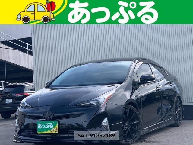 Toyota PRIUS 2017-06 8649305-0