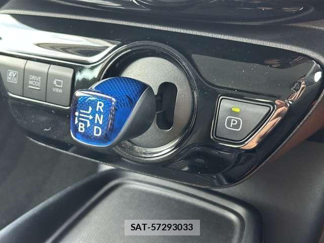 Toyota PRIUS 2020-10 8649410-15