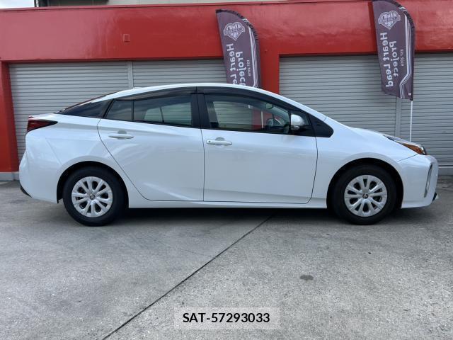 Toyota PRIUS 2020-10 8649410-3