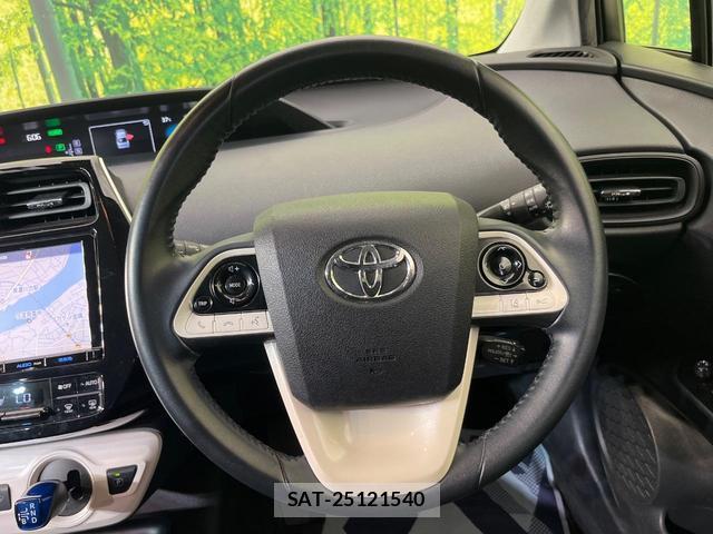 Toyota PRIUS 2017-05 8649442-10