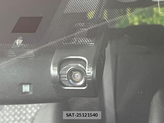Toyota PRIUS 2017-05 8649442-5