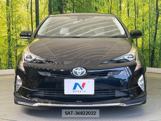 Toyota PRIUS 2017-03 8649445-13