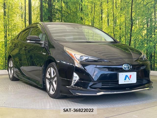 Toyota PRIUS 2017-03 8649445-15