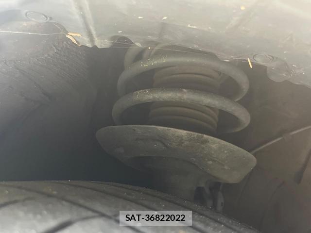Toyota PRIUS 2017-03 8649445-19