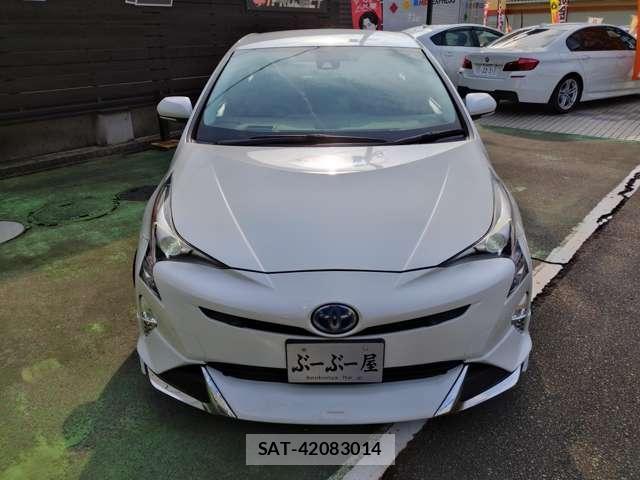 Toyota PRIUS 2017-09 8649475-9