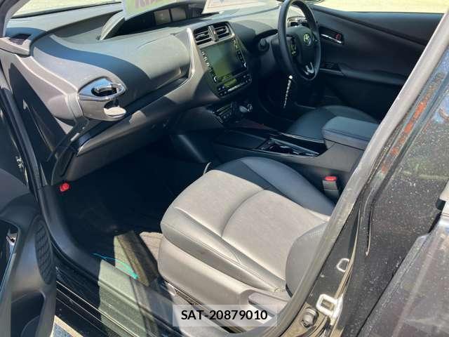 Toyota PRIUS 2022-06 8649485-11
