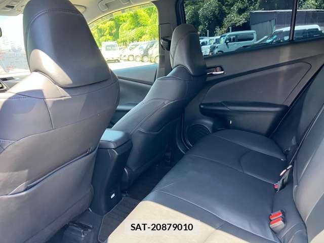 Toyota PRIUS 2022-06 8649485-13