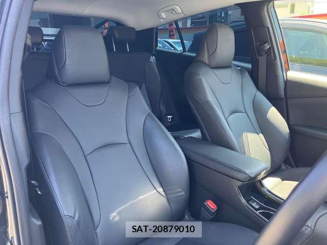 Toyota PRIUS 2022-06 8649485-6