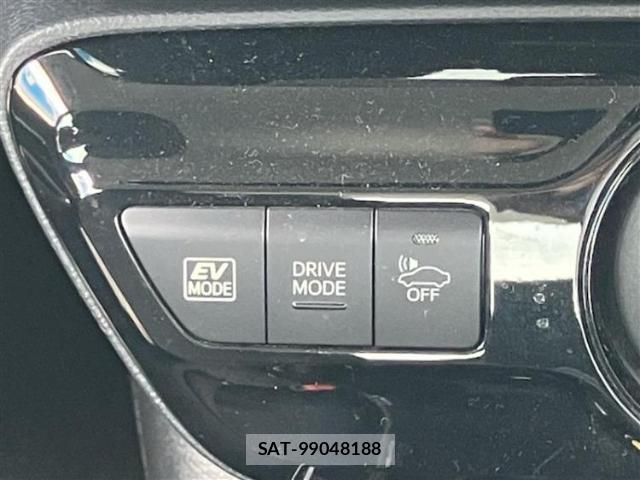 Toyota PRIUS 2019-05 8649501-11